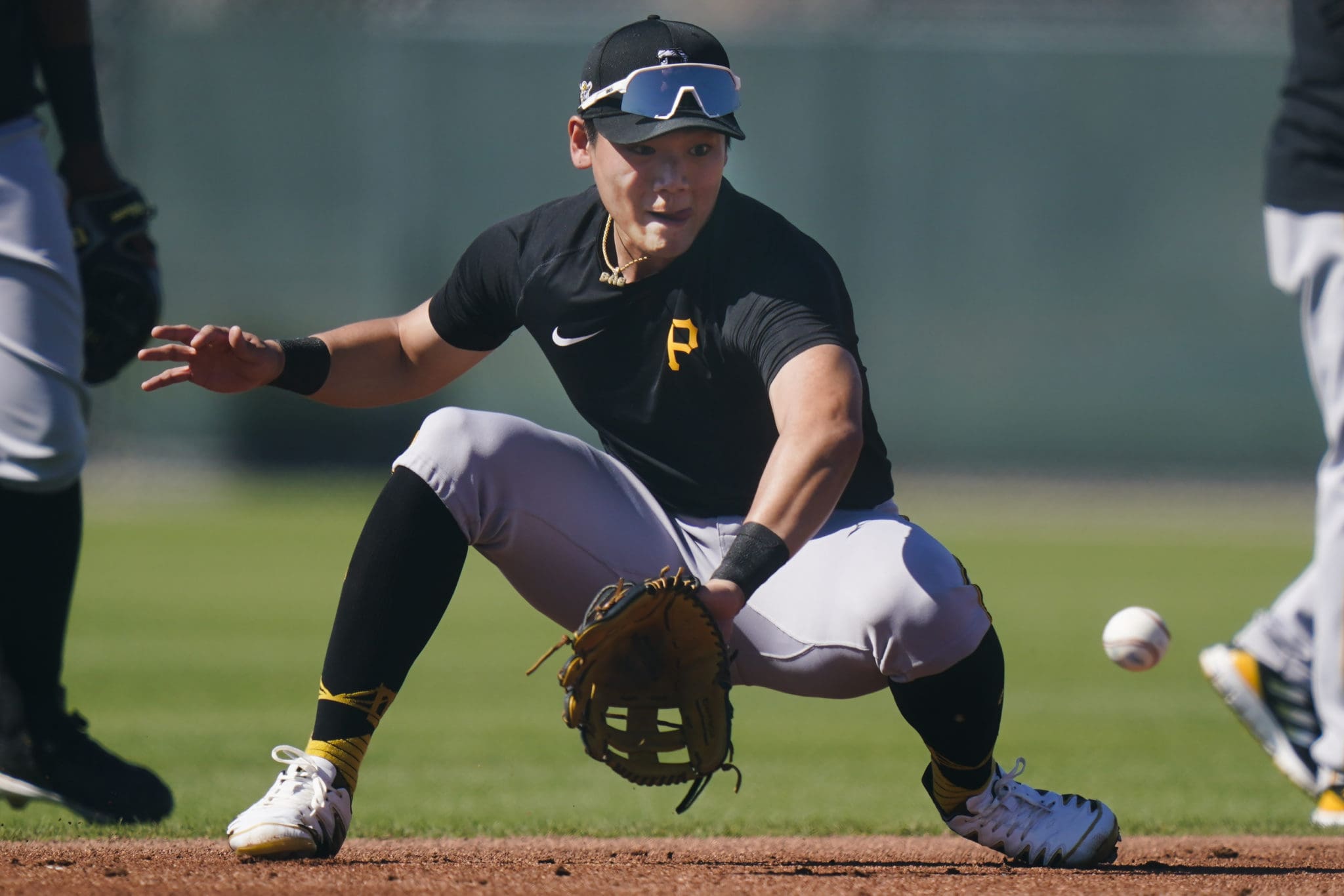 Ji-Hwan Bae-Pittsburgh Pirates, pirates prospects