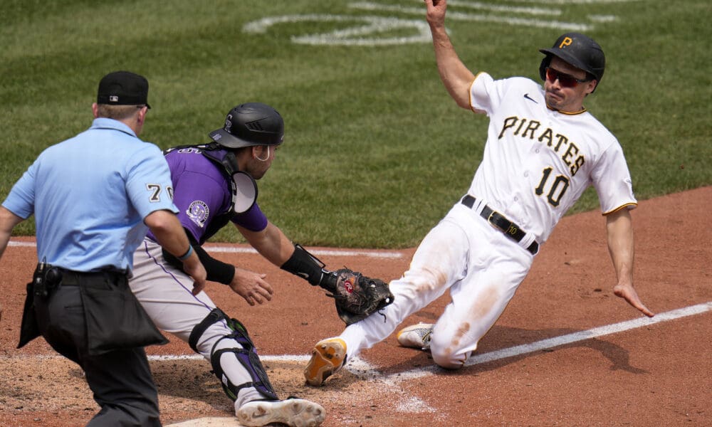 Pirates Struggles Continue in 14-4 Memorial Day Loss to Giants